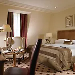 Mount Wolseley & Golf Hotel