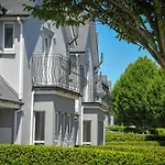 Mount Wolseley & Golf Hotel