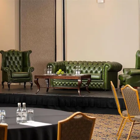 Mount Wolseley & Golf ホテル