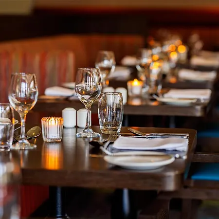 Mount Wolseley & Golf 4*