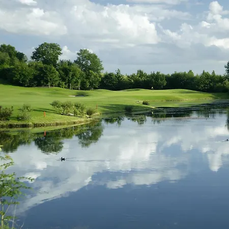 Mount Wolseley & Golf