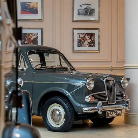 Mount Wolseley & Golf 4*