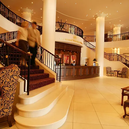 Mount Wolseley & Golf 4*