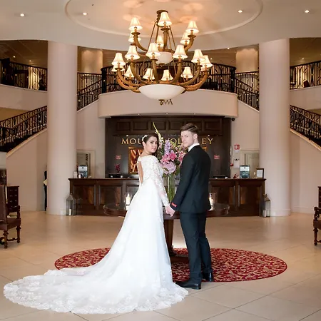 Mount Wolseley & Golf Hotel
