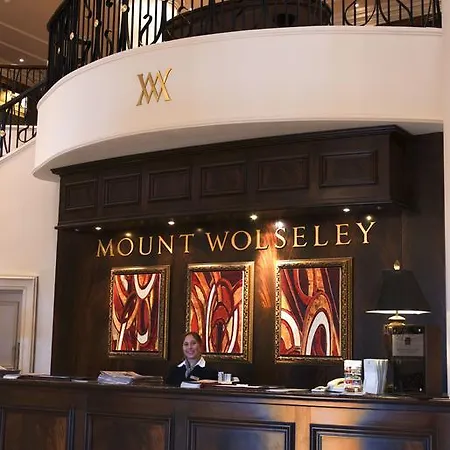 Mount Wolseley & Golf 4*
