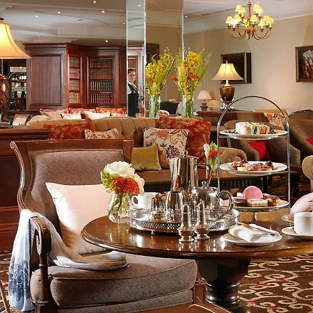 Mount Wolseley & Golf テュロウ