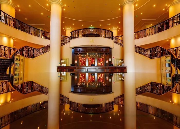 Mount Wolseley & Golf 4*
