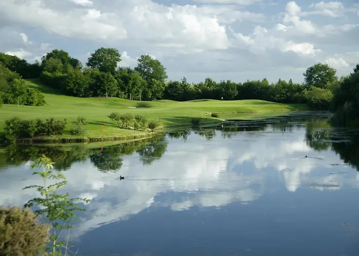 Mount Wolseley & Golf