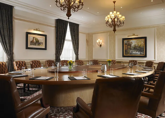 Mount Wolseley & Golf 4*